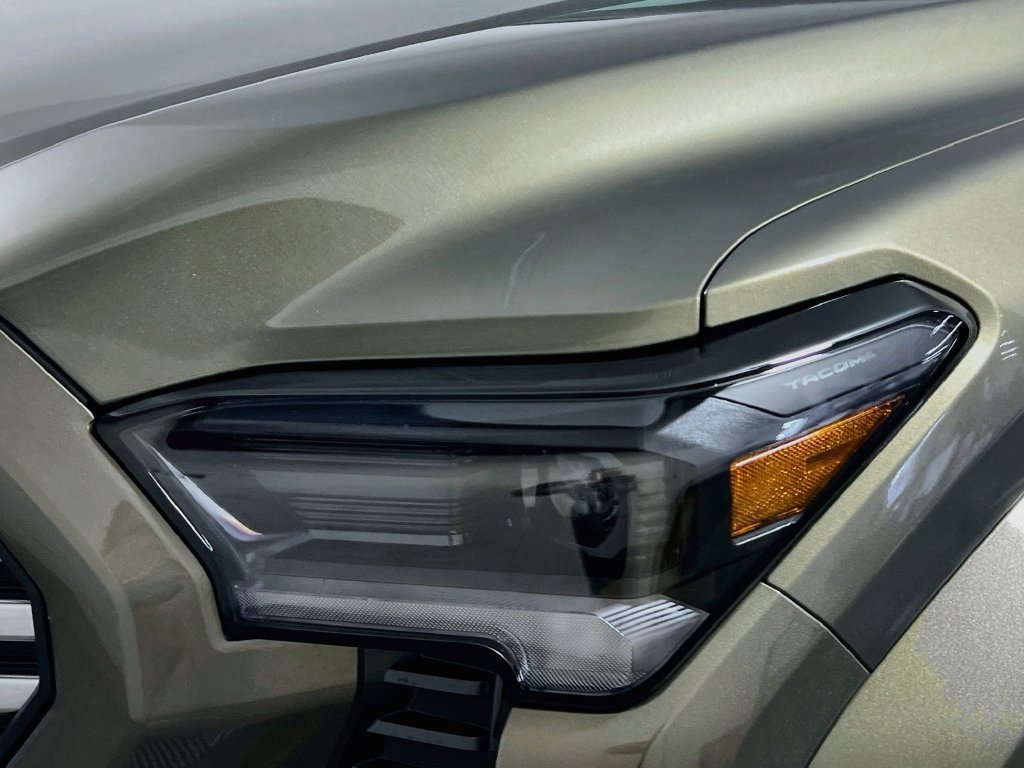 New 2026 Toyota Tacoma Limited AWD/4WD image 9