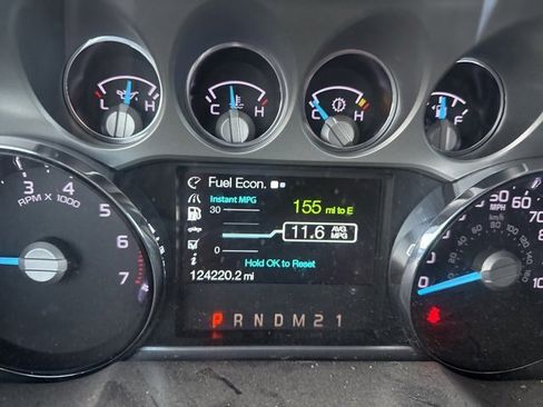 Used 2016 Ford F250 Lariat w/ Lariat Interior Package image 18