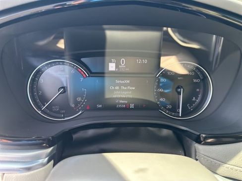 Used 2023 Cadillac XT5 Premium Luxury w/ LPO, Floor Liner Package AWD/4WD image 9