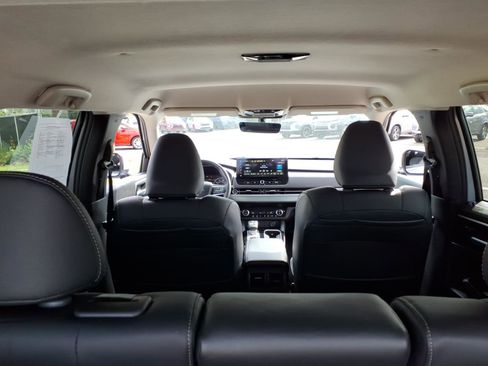 Used 2025 Mitsubishi Outlander SE AWD/4WD image 19