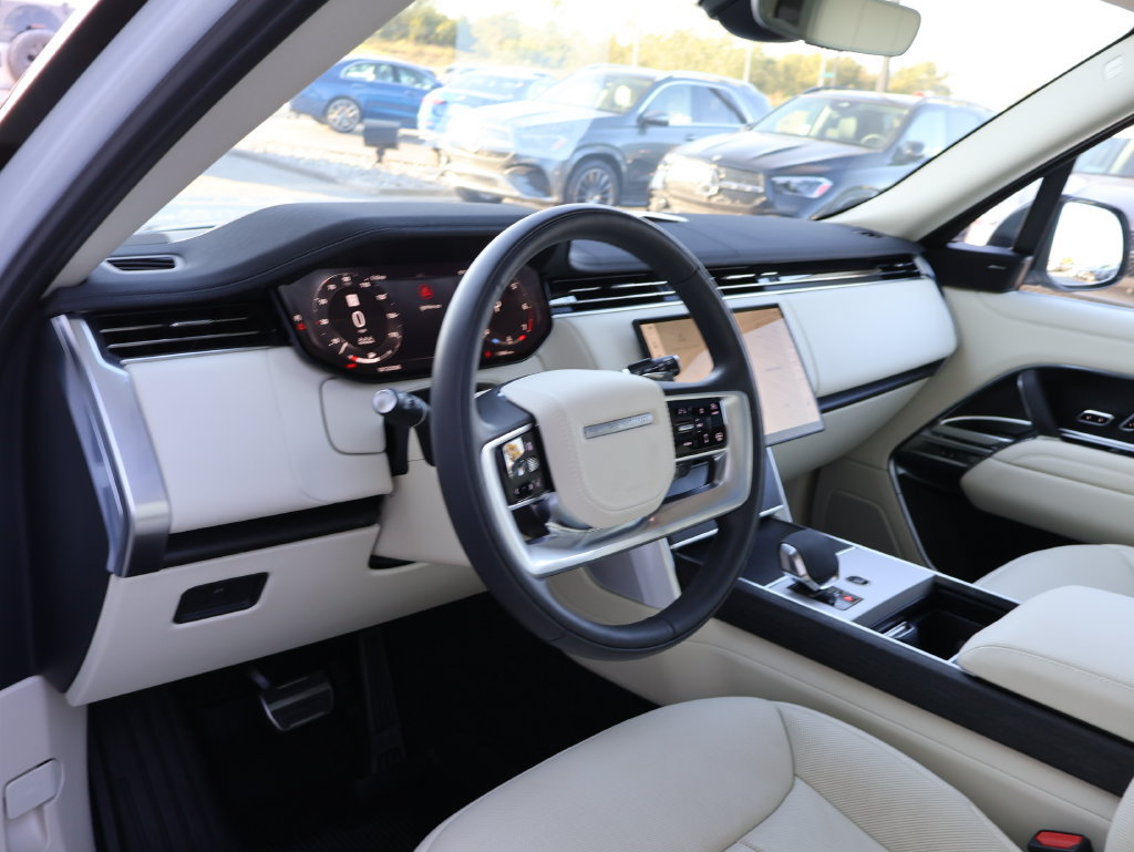 Used 2024 Land Rover Range Rover SE AWD/4WD image 15