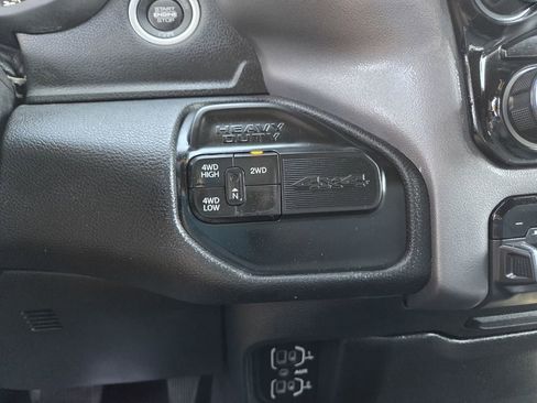 Certified 2022 RAM 3500 Big Horn image 32