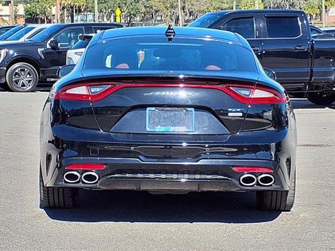 Used 2018 Kia Stinger GT2 image 6