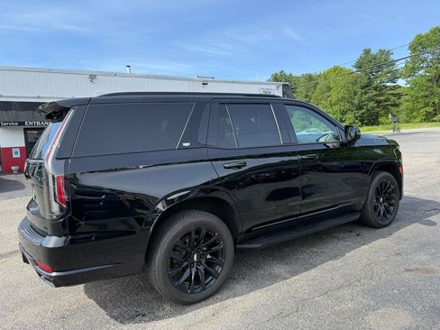 Used 2022 Cadillac Escalade Sport w/ LPO, ONYX Package AWD/4WD image 10