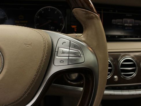 Used 2015 Mercedes-Benz S 550 Sedan image 29