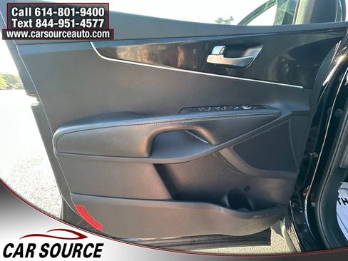 Used 2017 Kia Sorento AWD image 17
