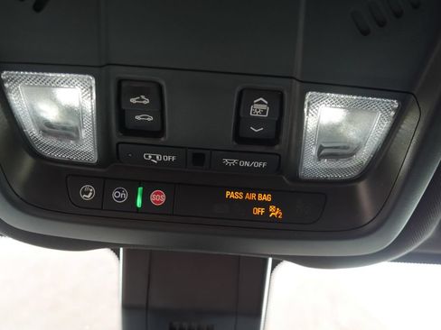 Used 2024 Chevrolet Equinox RS AWD/4WD image 11