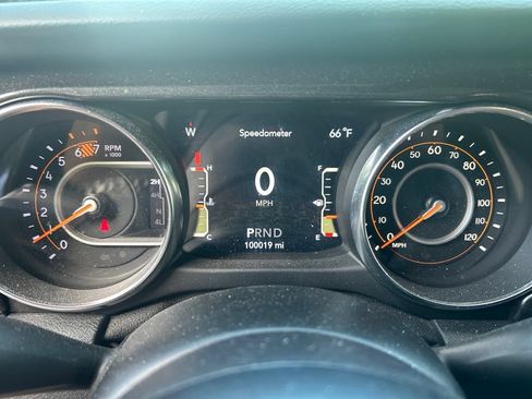 Used 2021 Jeep Wrangler Unlimited Sport AWD/4WD image 14