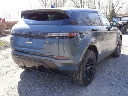 New 2026 Land Rover Range Rover Evoque S image 9