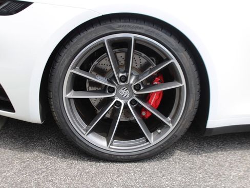 Used 2020 Porsche 911 Carrera S image 14