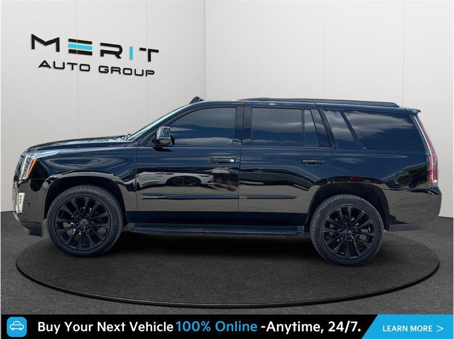 Used 2019 Cadillac Escalade Luxury w/ Escalade Sport Edition AWD/4WD image 5