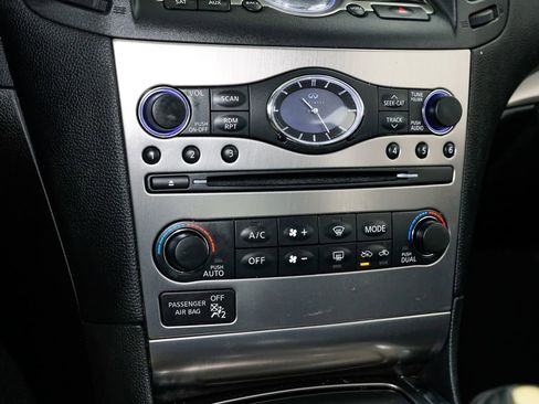 Used 2013 INFINITI G37 x w/ Premium Pkg image 20