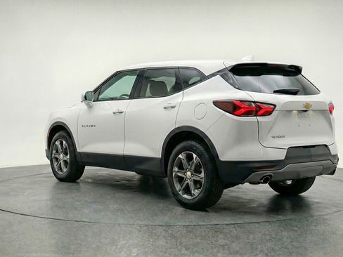 Used 2025 Chevrolet Blazer LT FWD image 6