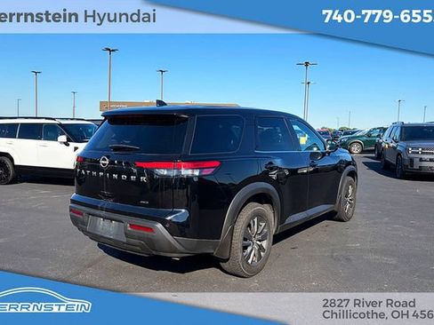 Used 2023 Nissan Pathfinder S AWD/4WD image 31