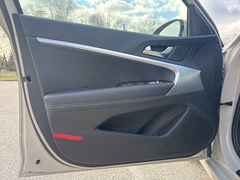 New 2026 Genesis G70 2.5T image 12