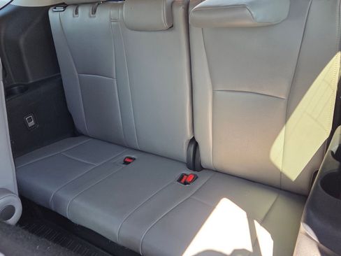 Used 2022 Toyota Highlander Bronze Edition image 9