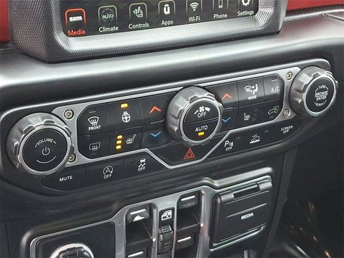 Used 2021 Jeep Wrangler Unlimited Rubicon image 16