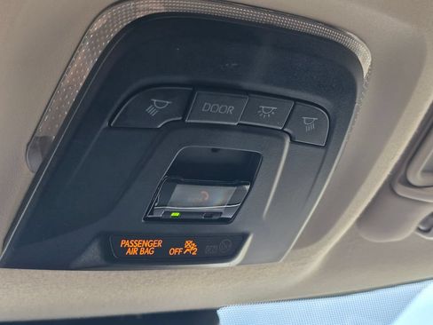 Certified 2025 Toyota Corolla LE FWD image 32