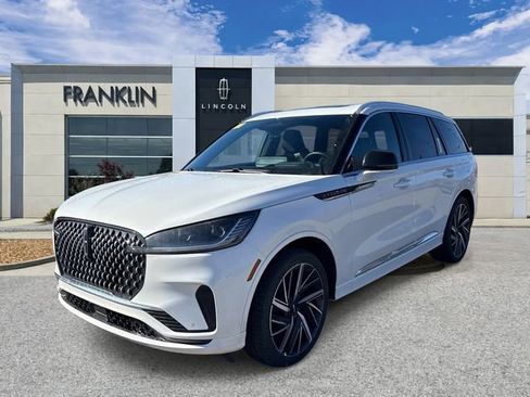 New 2026 Lincoln Aviator Black Label w/ Dynamic Handling Package AWD/4WD image 3
