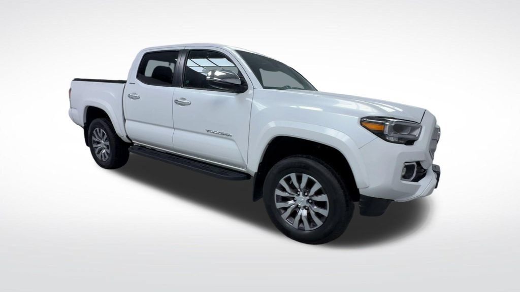 Certified 2021 Toyota Tacoma Limited AWD/4WD image 20