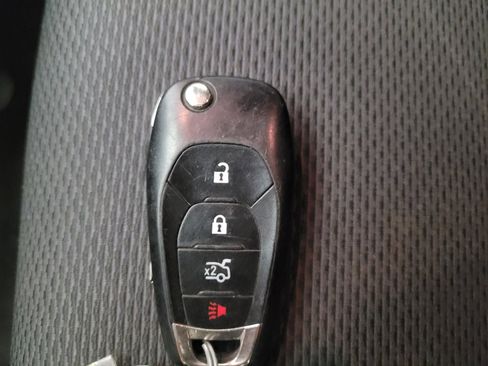 Used 2018 Chevrolet Cruze LS FWD image 32