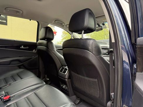 Used 2016 Kia Sorento EX w/ EX Premium Package image 16