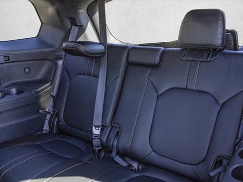 Used 2024 Honda Pilot TrailSport image 26