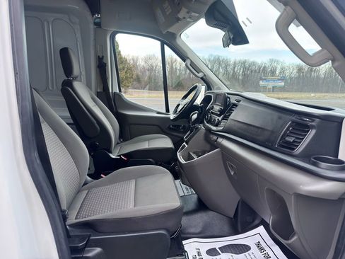 Used 2024 Ford Transit 250 Medium Roof w/ Interior Upgrade Package image 31