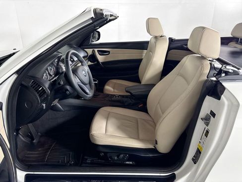 Used 2012 BMW 128i Convertible RWD image 11