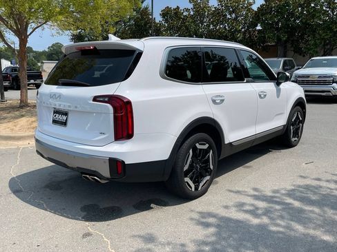 Used 2025 Kia Telluride S AWD/4WD image 8