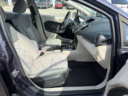 Used 2013 Ford Fiesta SE image 20