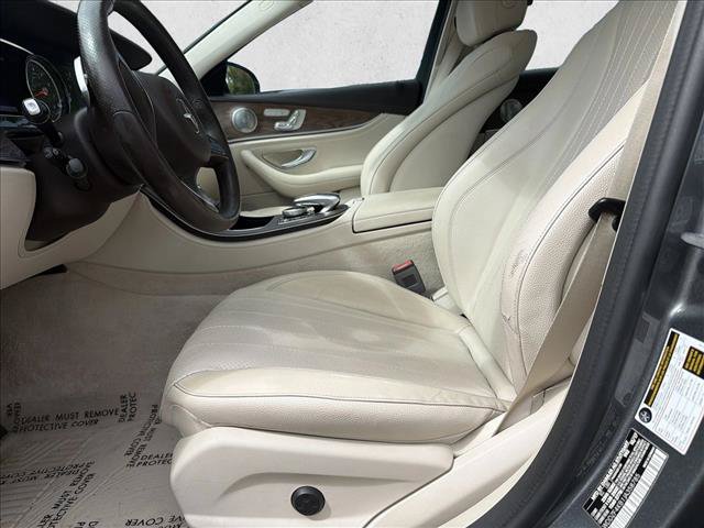 Used 2018 Mercedes-Benz E 300 4MATIC image 12