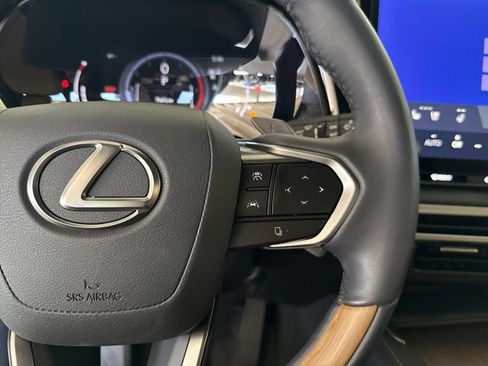 Used 2024 Lexus RX 350 Premium Plus w/ Convenience Package image 16