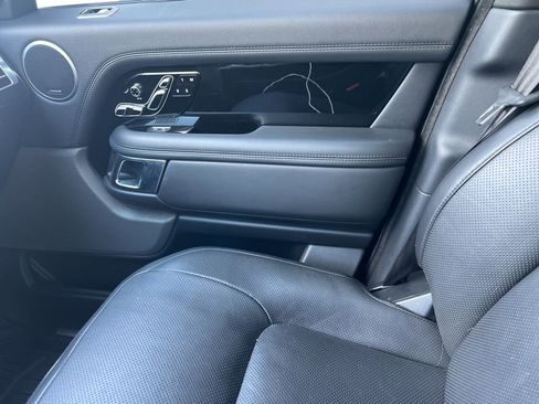 Used 2018 Land Rover Range Rover HSE AWD/4WD image 6