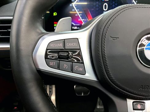 Used 2024 BMW M440i Convertible w/ Premium Package RWD image 21