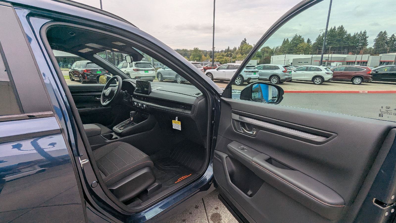Used 2026 Honda CR-V TrailSport image 15