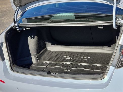 Used 2024 Honda Civic Touring image 10