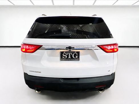 Used 2020 Chevrolet Traverse LT FWD image 5