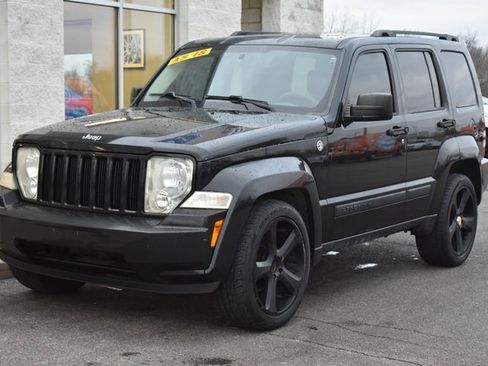 Used 2008 Jeep Liberty Sport w/ Popular Equipment Group image 9