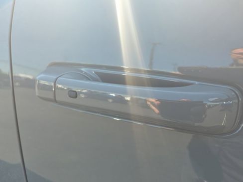 New 2026 RAM 2500 Limited AWD/4WD image 9