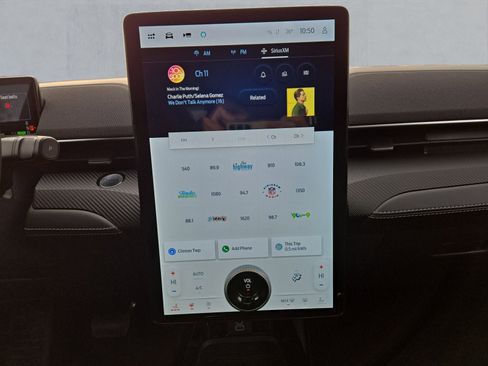 Certified 2025 Ford Mustang Mach-E Select w/ Comfort Package Lite image 17