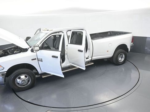Used 2018 RAM 3500 Tradesman w/ Chrome Appearance Group image 58