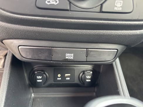 Used 2021 Hyundai Accent SEL image 24