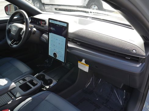 New 2026 Ford Mustang Mach-E GT image 32