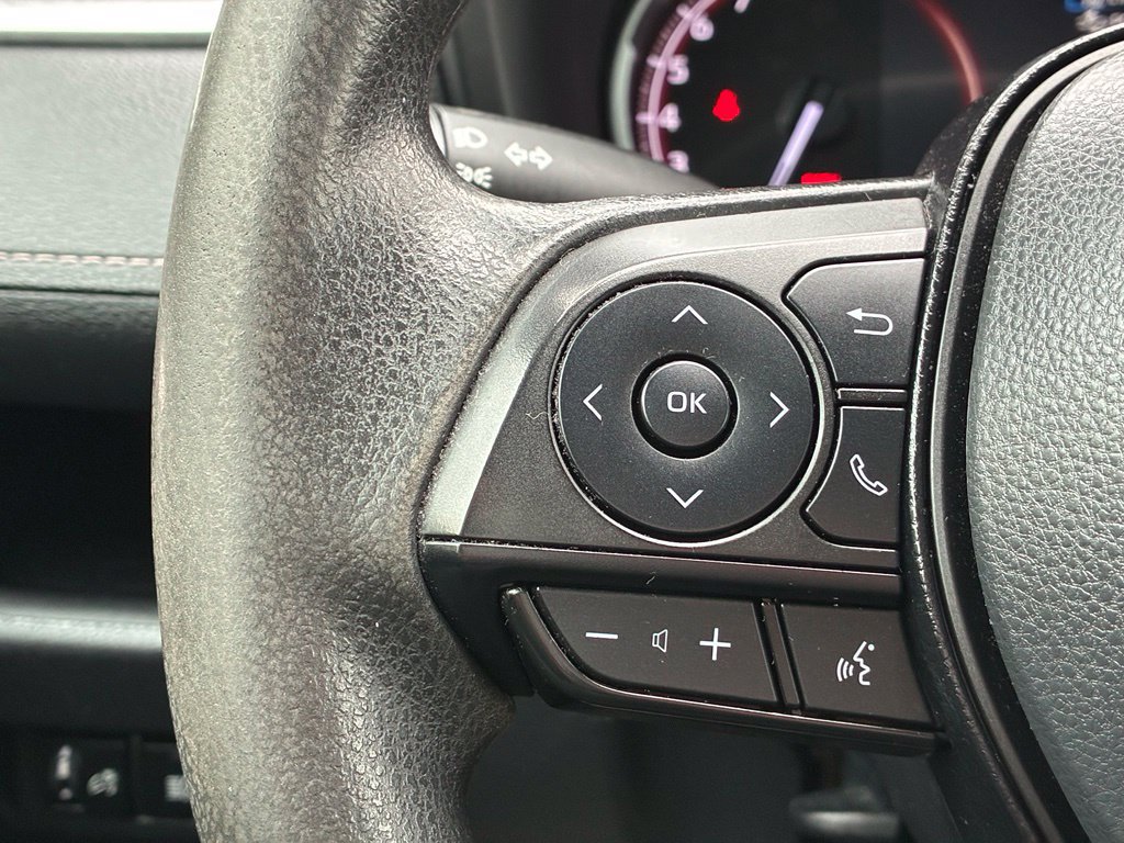 Used 2024 Toyota RAV4 XLE AWD/4WD image 23