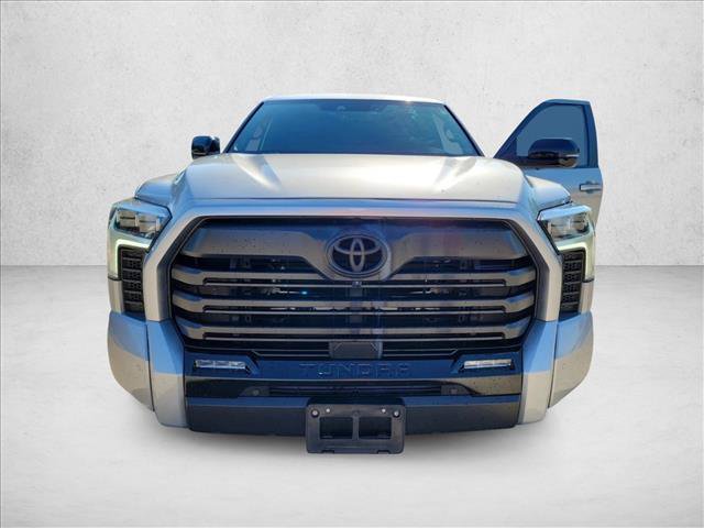 Used 2025 Toyota Tundra Limited AWD/4WD image 27