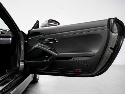Used 2014 Porsche Cayman S RWD image 23
