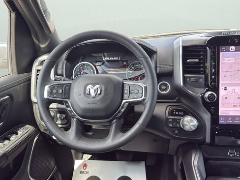 Used 2025 RAM 1500 Laramie AWD/4WD image 12