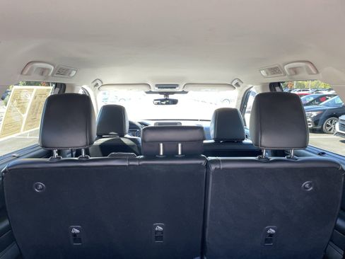 Used 2023 Nissan Pathfinder SL image 24