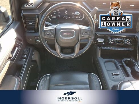 Used 2025 GMC Sierra 2500 AT4X image 15